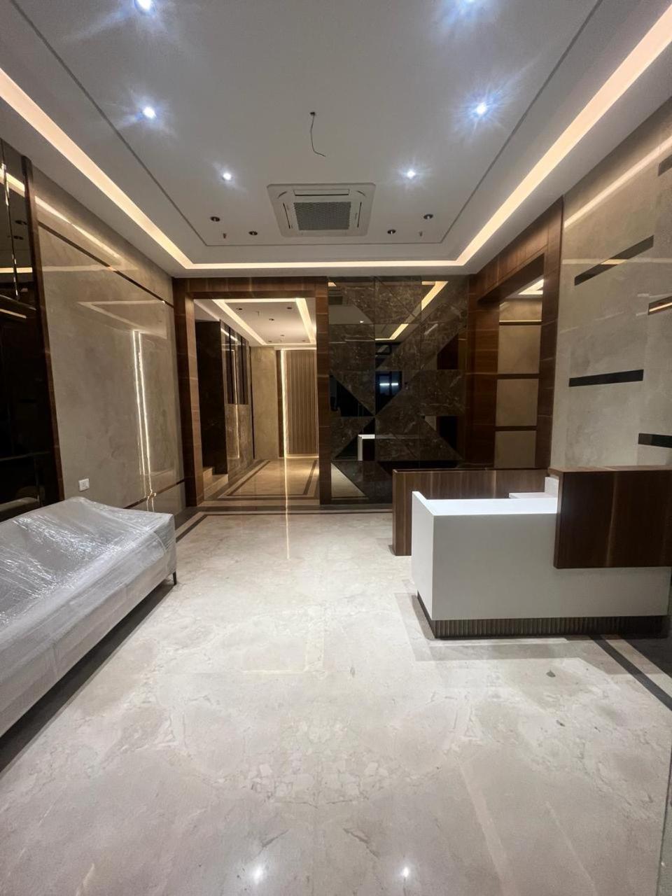 Hsquare Luxury Apartments Goregaon Βομβάη Εξωτερικό φωτογραφία