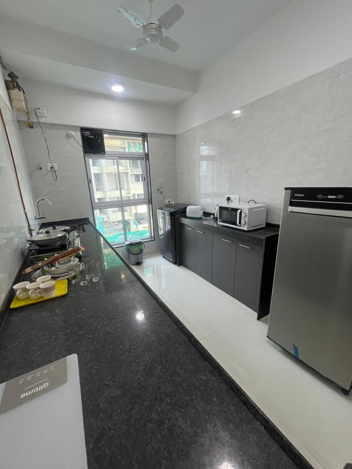 Hsquare Luxury Apartments Goregaon Βομβάη Εξωτερικό φωτογραφία